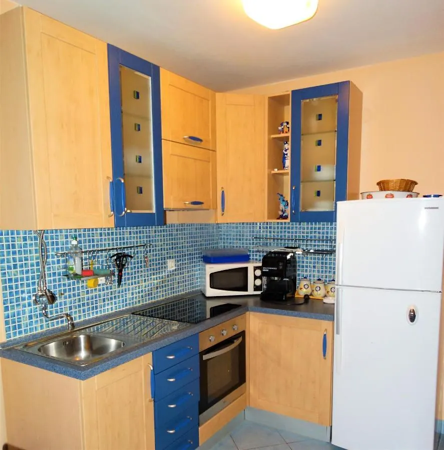 Apartman Crikvenica 30093 - Mozgon Apartment